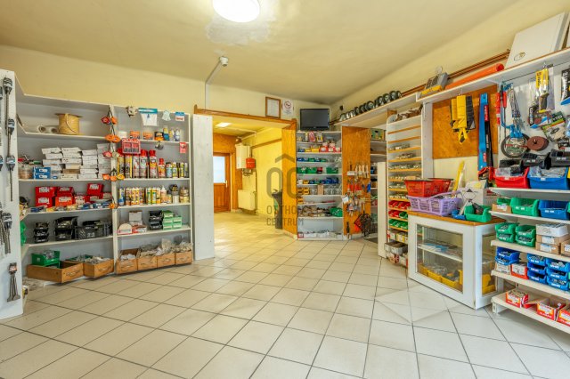 Eladó üzlethelyiség, Piliscsabán 155 M Ft / költözzbe.hu