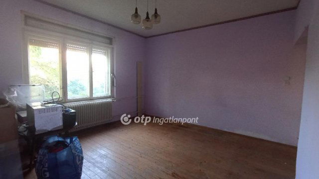Eladó családi ház, Jászfényszarun 34.9 M Ft, 4 szobás