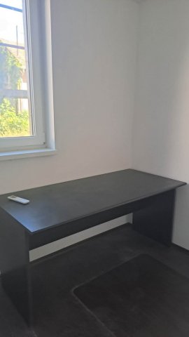 Kiadó iroda, Esztergomban 80 E Ft / hó / költözzbe.hu