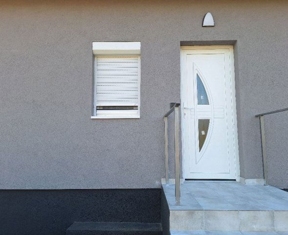 Eladó nyaraló, Sümegen 24.9 M Ft, 1 szobás