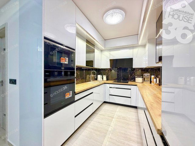 Eladó családi ház, Kecskeméten 149 M Ft, 4 szobás