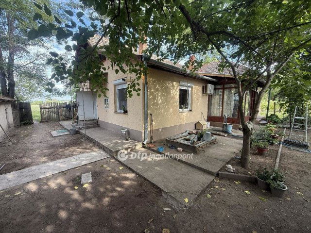 Eladó mezogazdasagi ingatlan, Tiszakécskén 29.9 M Ft, 3 szobás