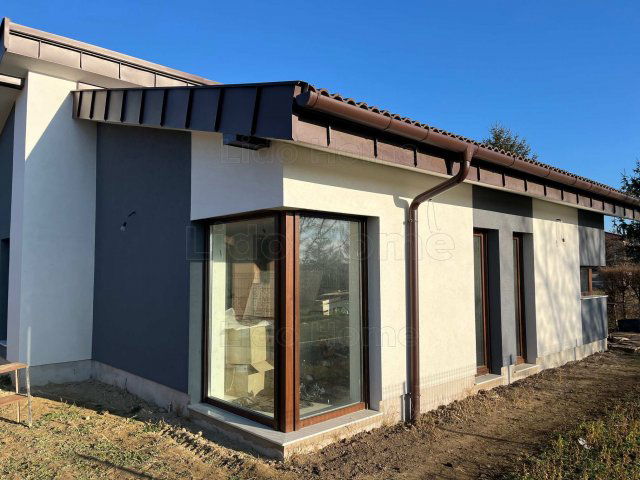 Eladó családi ház, Siófokon 112.5 M Ft, 4 szobás