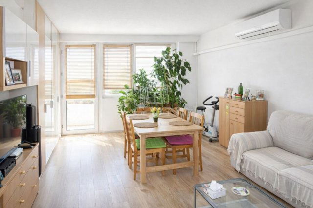 Eladó panellakás, Budapesten, XIV. kerületben 82.6 M Ft