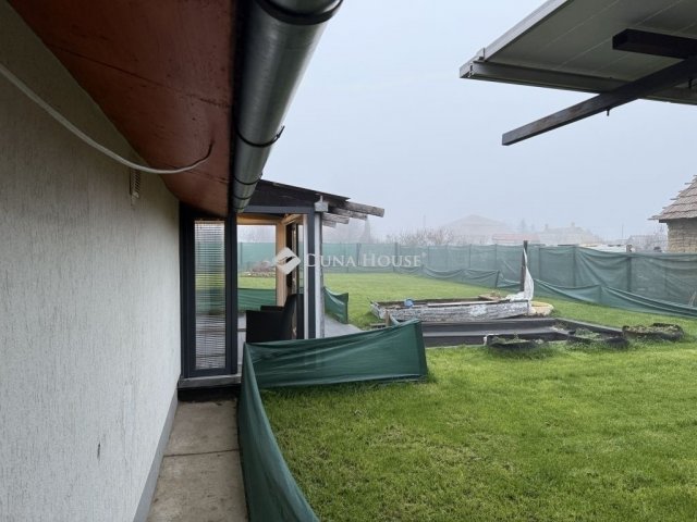 Eladó családi ház, Pilisen 79.99 M Ft, 3 szobás