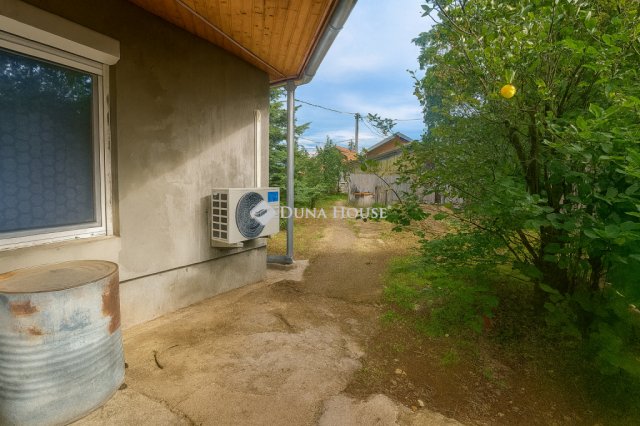 Eladó családi ház, Budapesten, XVIII. kerületben 95 M Ft