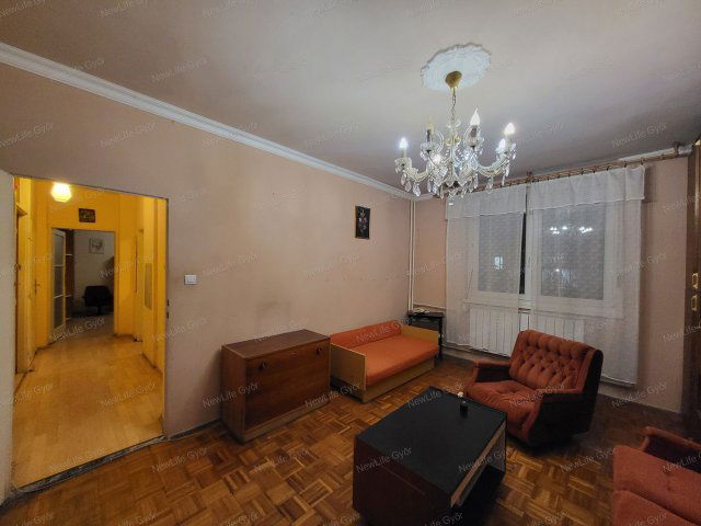 Eladó téglalakás, Győrött 47.8 M Ft, 2 szobás