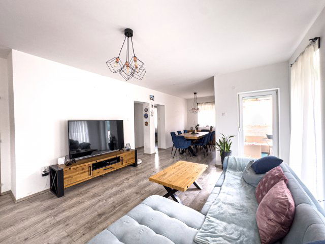 Eladó családi ház, Érden 129.9 M Ft, 4 szobás