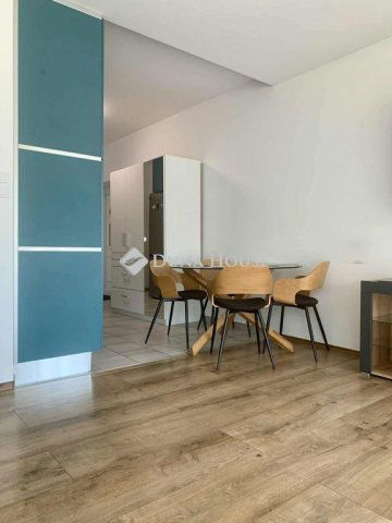 Kiadó téglalakás, albérlet, Balatonfüreden 260 E Ft / hó