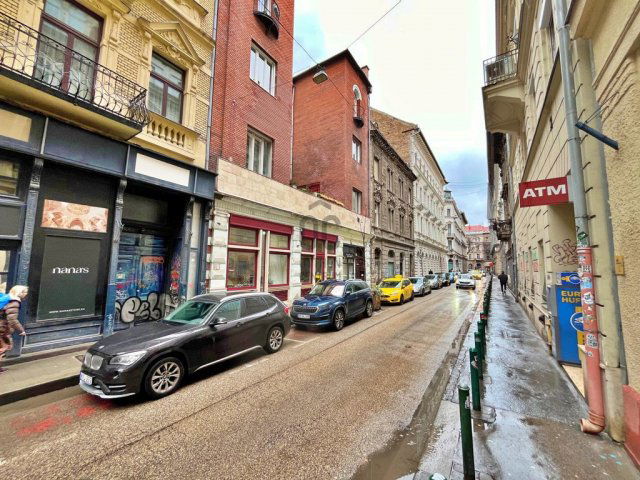 Eladó téglalakás, Budapesten, VI. kerületben 105 M Ft, 3 szobás