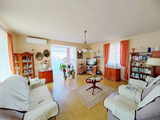 Eladó családi ház, Szombathelyen, Fenyő utcában 124.9 M Ft