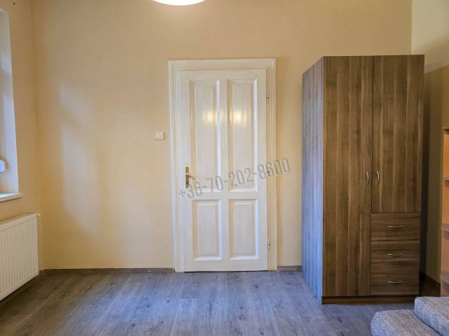 Eladó téglalakás, Budapesten, XX. kerületben 34.9 M Ft, 1 szobás