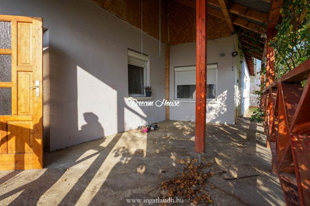 Eladó családi ház, Nyírbogdányon 25.9 M Ft, 4 szobás