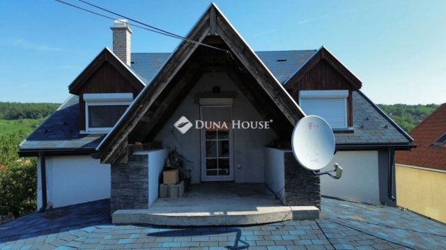 Eladó családi ház, Gödöllőn 165 M Ft, 8 szobás