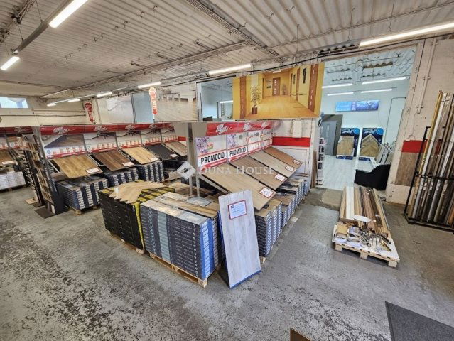 Eladó ipari ingatlan, Pécsett 164.9 M Ft / költözzbe.hu