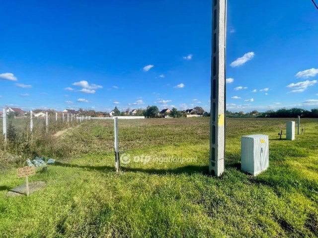 Eladó telek, Mikepércsen 16 M Ft / költözzbe.hu