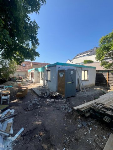 Eladó családi ház, Budaörsön 54.99 M Ft, 2+2 szobás