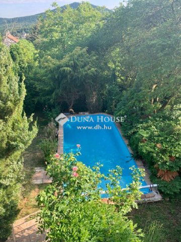 Eladó családi ház, Budapesten, II. kerületben 282.968 M Ft