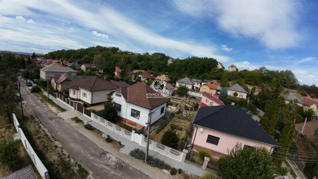 Eladó családi ház, Ózdon 24.9 M Ft, 3 szobás