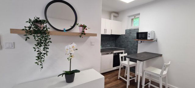 Kiadó téglalakás, albérlet, Tatán 290 E Ft / hó, 3+1 szobás