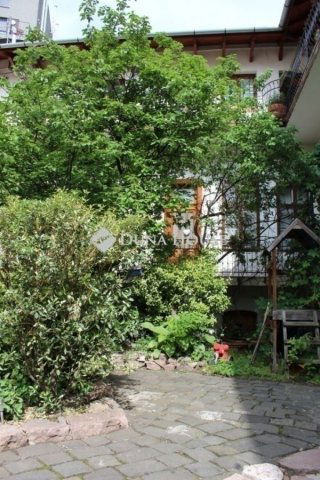 Eladó téglalakás, Budapesten, VIII. kerületben 93 M Ft, 3 szobás