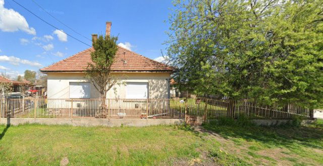 Eladó családi ház, Pilisen 42 M Ft, 4 szobás