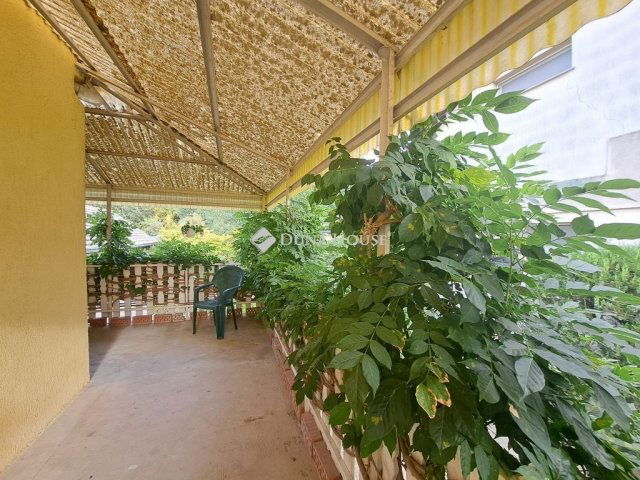 Eladó családi ház, Baján 59.8 M Ft, 4 szobás