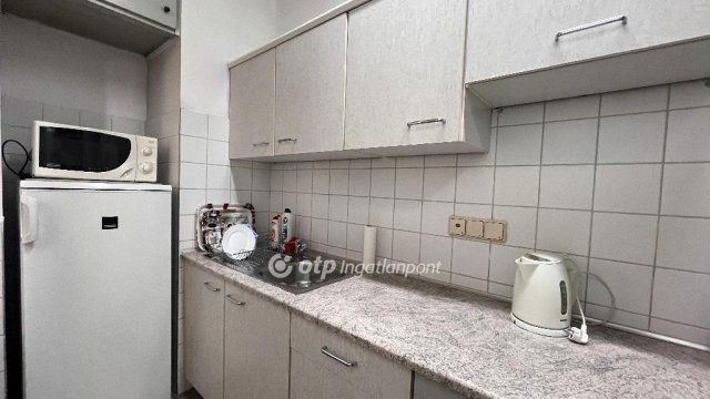 Eladó téglalakás, Budapesten, V. kerületben 570 M Ft, 8 szobás