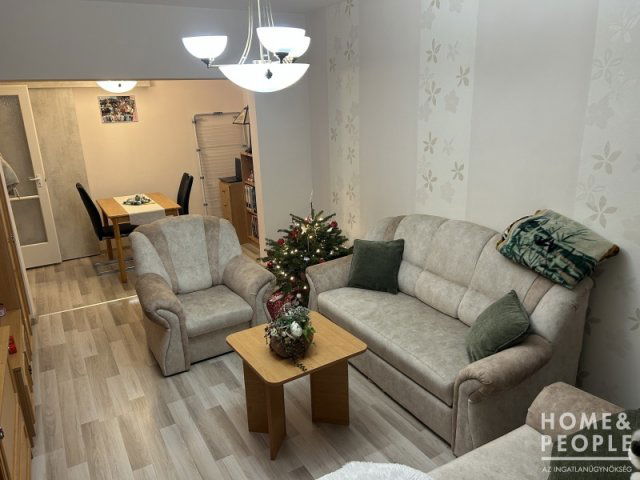 Eladó téglalakás, Hódmezővásárhelyen 43.9 M Ft, 2 szobás