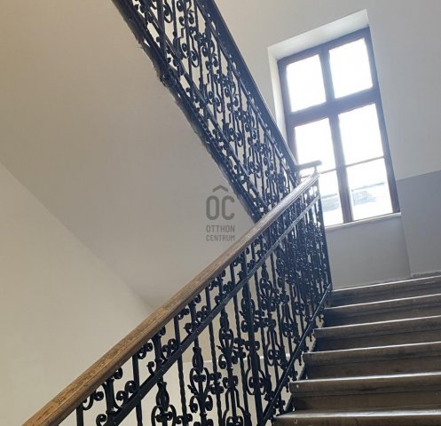 Eladó téglalakás, Budapesten, VIII. kerületben 52.5 M Ft