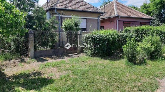 Eladó családi ház, Ököritófülpösön 6.49 M Ft, 1 szobás