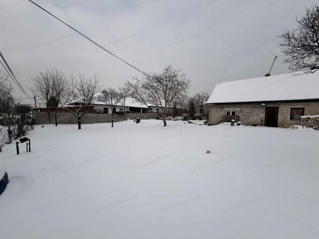 Eladó családi ház, Érden 75.9 M Ft, 2 szobás