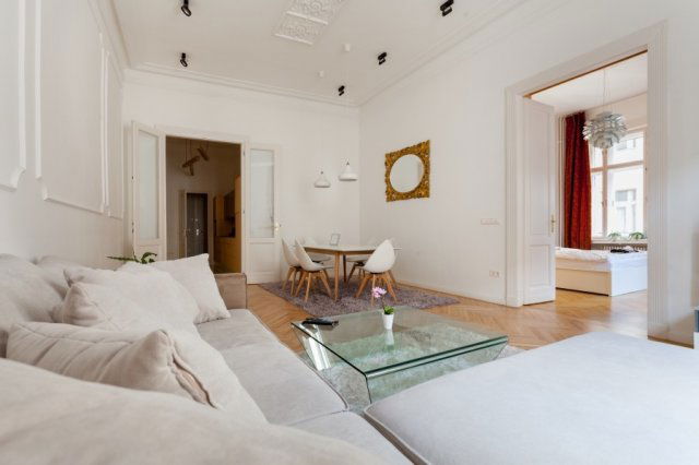 Kiadó téglalakás, albérlet, V. kerületben, Zoltán utcában