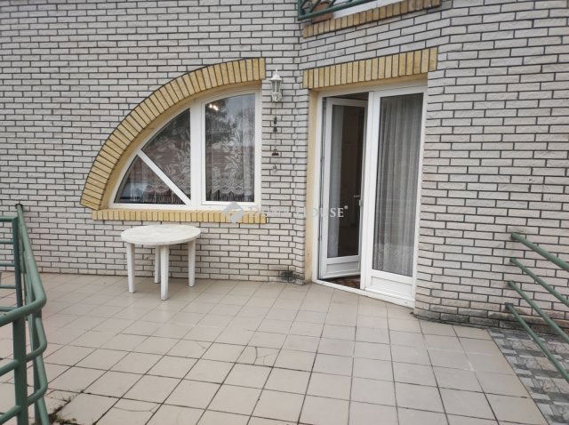 Kiadó téglalakás, albérlet, Pécsett 150 E Ft / hó, 1+1 szobás