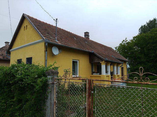Eladó családi ház, Somogyzsitfán 26.9 M Ft, 2 szobás
