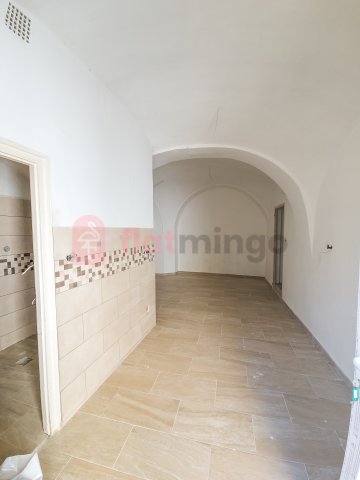 Eladó téglalakás, Pécsett 34.9 M Ft, 2 szobás