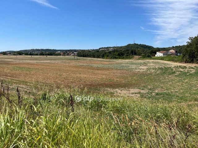 Eladó telek, Szekszárdon 227.424 M Ft / költözzbe.hu
