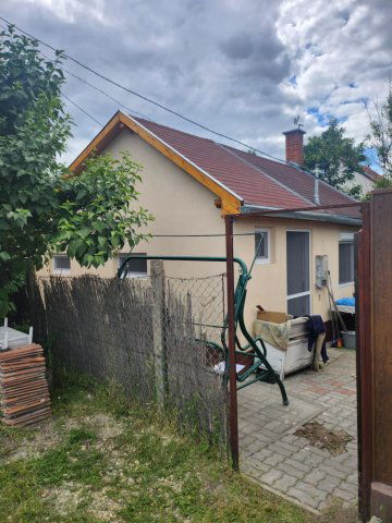Eladó nyaraló, Dunavarsányban 25 M Ft, 1+2 szobás