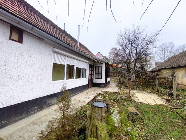 Eladó családi ház, Dombóváron, Zrínyi utcában 24.5 M Ft