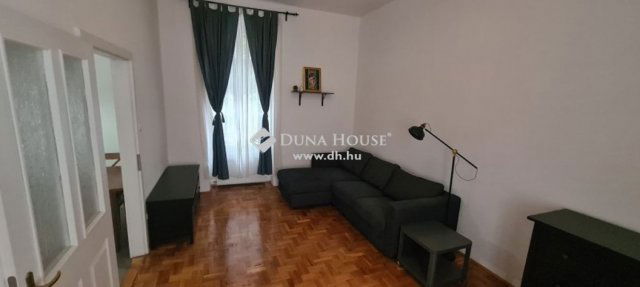 Kiadó téglalakás, albérlet, Budapesten, V. kerületben, 3 szobás