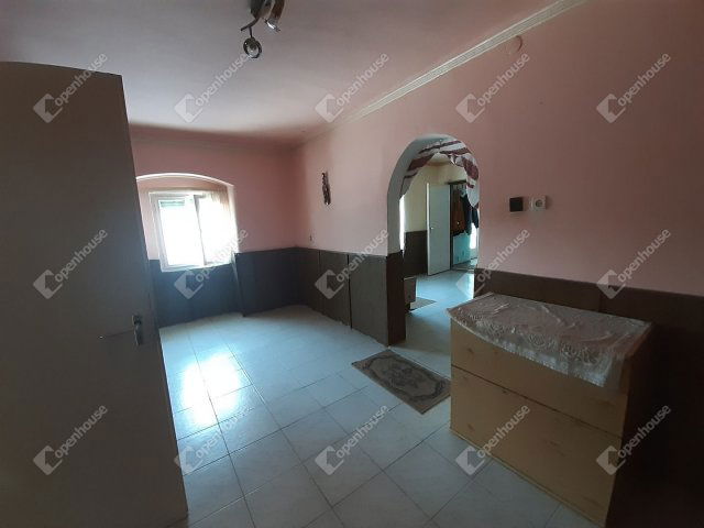 Eladó családi ház, Paton 11 M Ft, 5 szobás