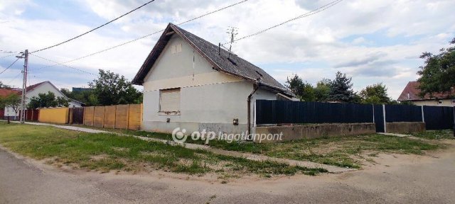 Eladó családi ház, Hévízgyörkön 18.5 M Ft, 2 szobás