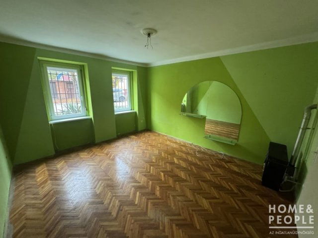 Eladó téglalakás, Szegeden 76.71 M Ft, 3 szobás