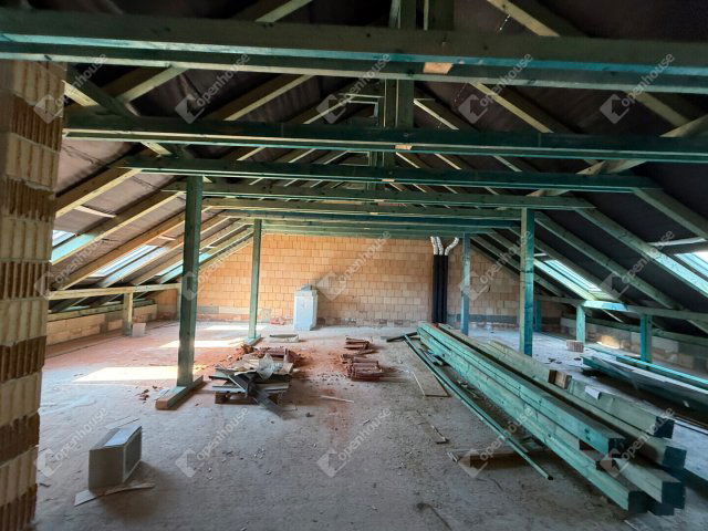 Eladó téglalakás, Zalaegerszegen 155 M Ft, 2 szobás