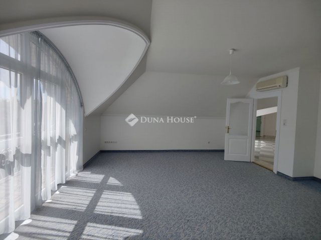 Eladó családi ház, Budapesten, XVIII. kerületben 209 M Ft