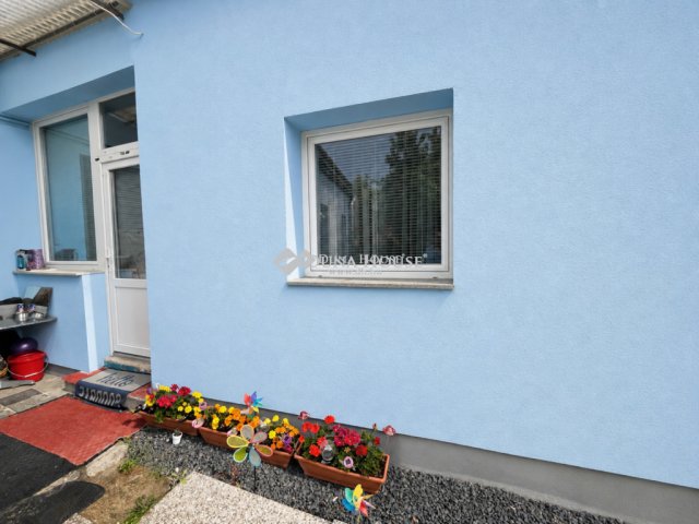 Eladó téglalakás, Szombathelyen 45 M Ft, 2 szobás