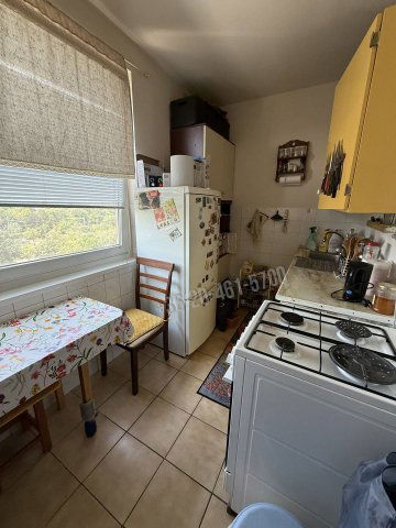 Eladó panellakás, Győrött 44 M Ft, 1+2 szobás