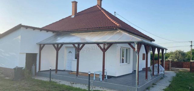 Eladó családi ház, Abádszalókban 38 M Ft, 3 szobás