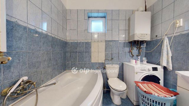 Eladó ikerház, Miskolcon 39.99 M Ft, 3 szobás