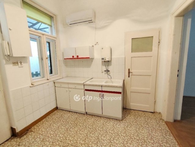 Eladó téglalakás, Budapesten, XIX. kerületben 34.9 M Ft